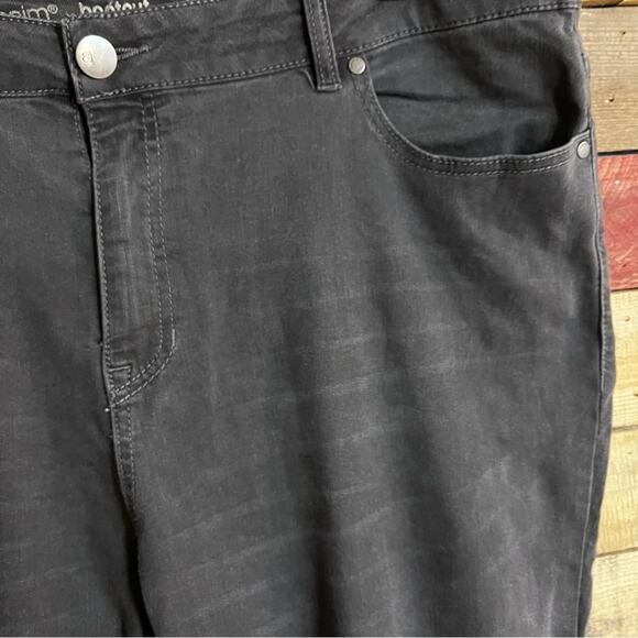 Avenue Black Wash Bootcut Jeans Size 22 Tall - Picture 3 of 11